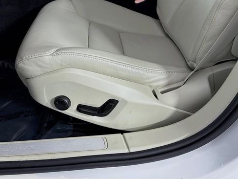 Used 2024 Volvo S60 T8 Plus w/ Climate Package image 22