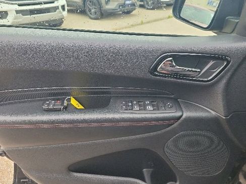 Used 2025 Dodge Durango GT AWD/4WD image 15