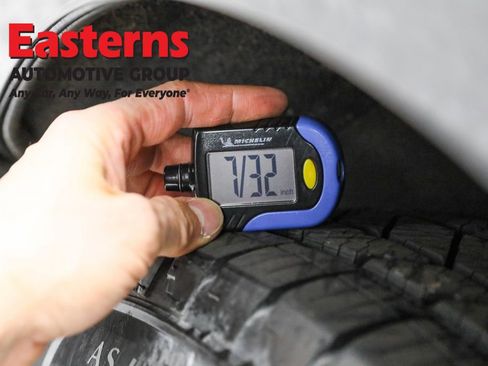 Used 2020 Nissan Pathfinder S image 29