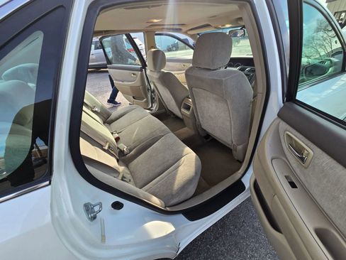 Used 2000 Toyota Avalon XLS image 18
