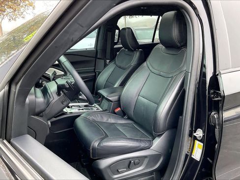 Used 2023 Ford Explorer ST w/ Equipment Group 401A image 26