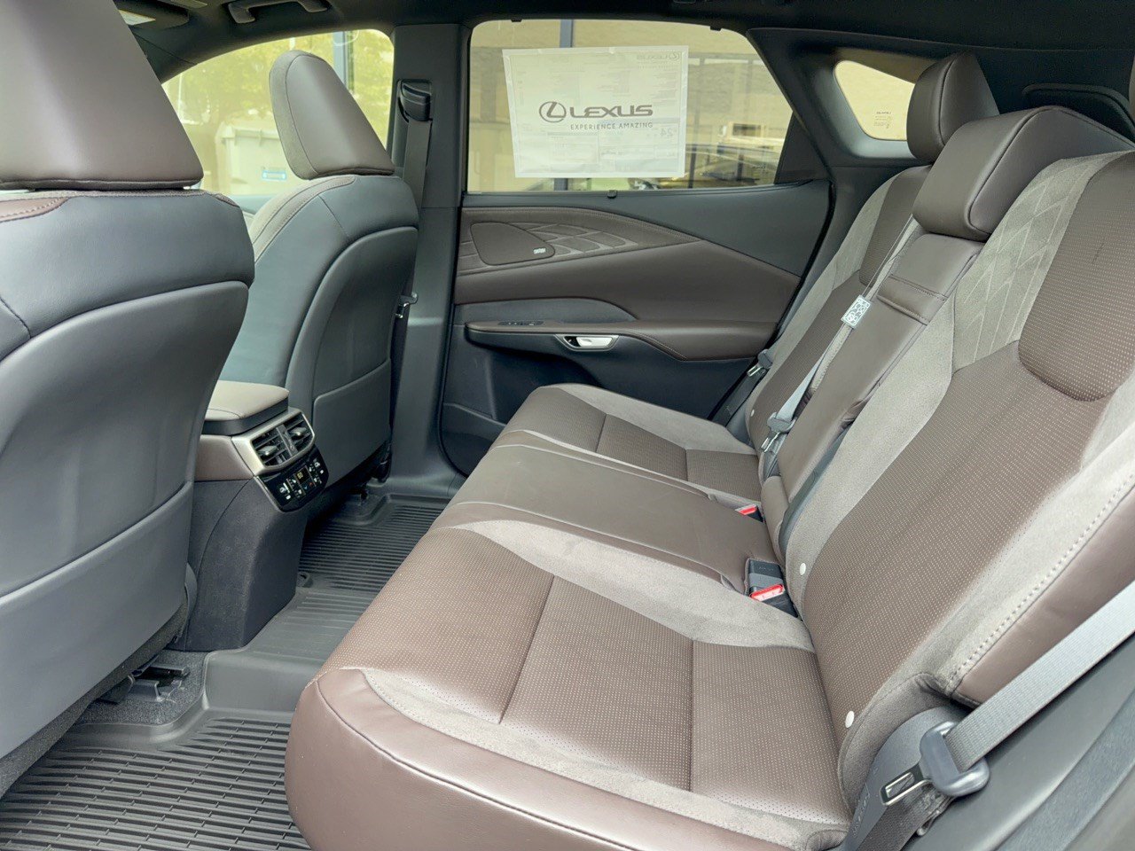 New 2026 Lexus RX 350 AWD image 25