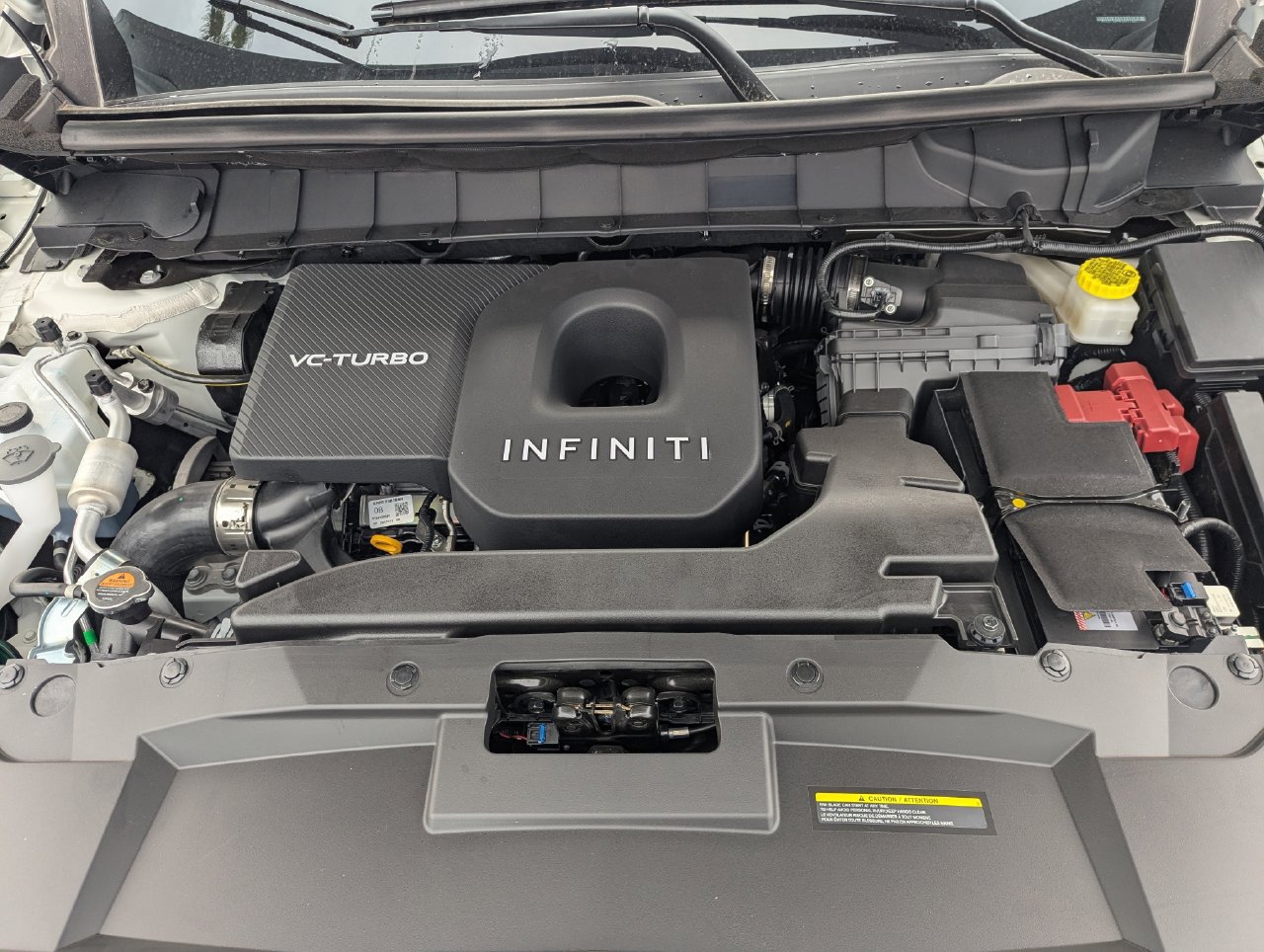 New 2027 INFINITI QX60 Luxe FWD image 10