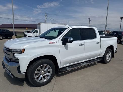Used 2022 Chevrolet Silverado 1500 LTZ AWD/4WD image 4