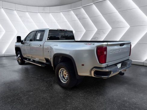 Used 2020 Chevrolet Silverado 3500 LTZ w/ LTZ Plus Package AWD/4WD image 9