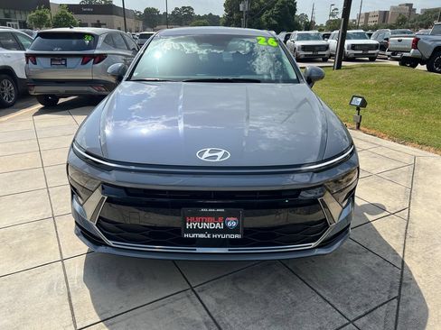 Used 2026 Hyundai Sonata SEL FWD image 2