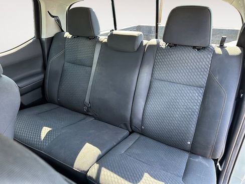 Used 2022 Toyota Tacoma SR5 w/ Trail Edition AWD/4WD image 13