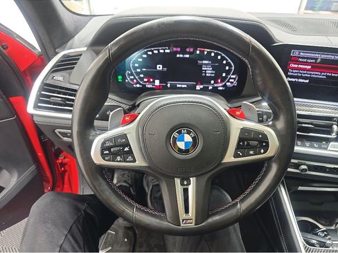 Used 2021 BMW X5 M AWD/4WD image 10