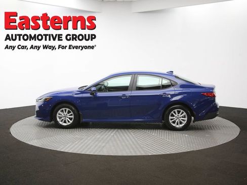 Used 2025 Toyota Camry LE w/ Convenience Package image 58