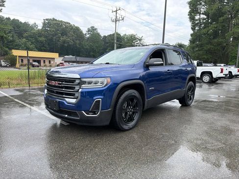 Used 2023 GMC Acadia AT4 w/ Technology Package AWD/4WD image 2