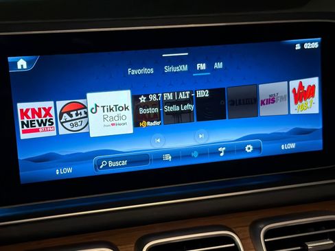 Used 2026 Mercedes-Benz GLS 450 4MATIC image 18
