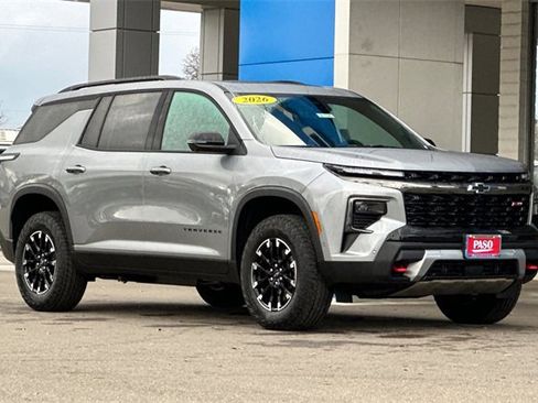 New 2026 Chevrolet Traverse Z71 w/ Enhanced Driving Package image 2