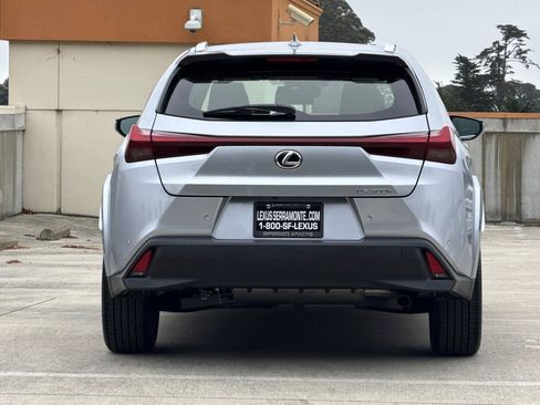 New 2026 Lexus UX 300h FWD image 10