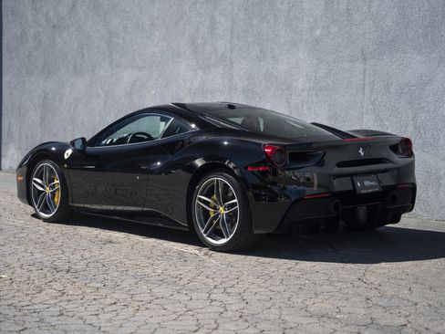 Certified 2016 Ferrari 488 GTB image 3