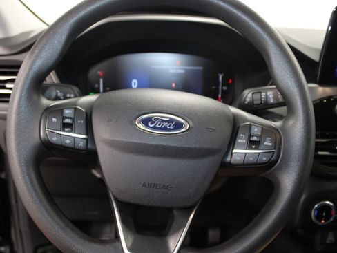 Used 2025 Ford Escape Active AWD/4WD image 29