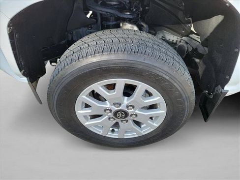 Used 2024 Toyota Tacoma SR RWD image 9