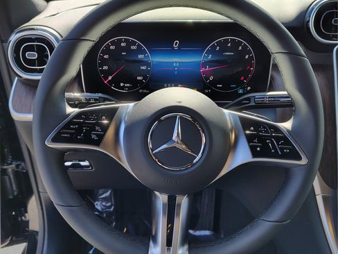 Certified 2026 Mercedes-Benz GLC 300 image 27