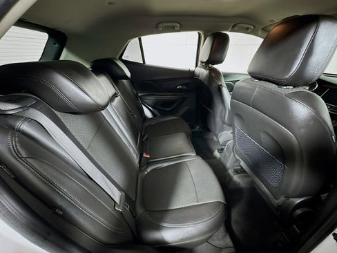 Used 2019 Buick Encore Preferred image 24