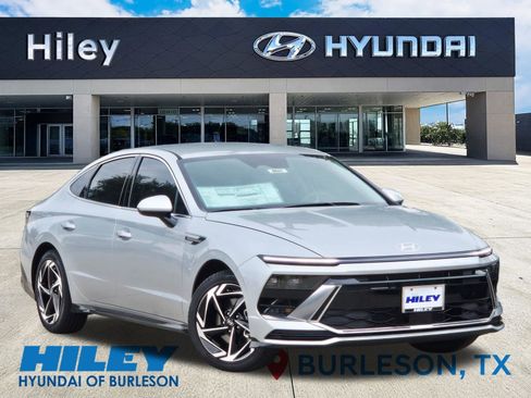 New 2026 Hyundai Sonata SEL image 2