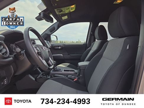 Used 2023 Toyota Tacoma TRD Off-Road AWD/4WD image 15