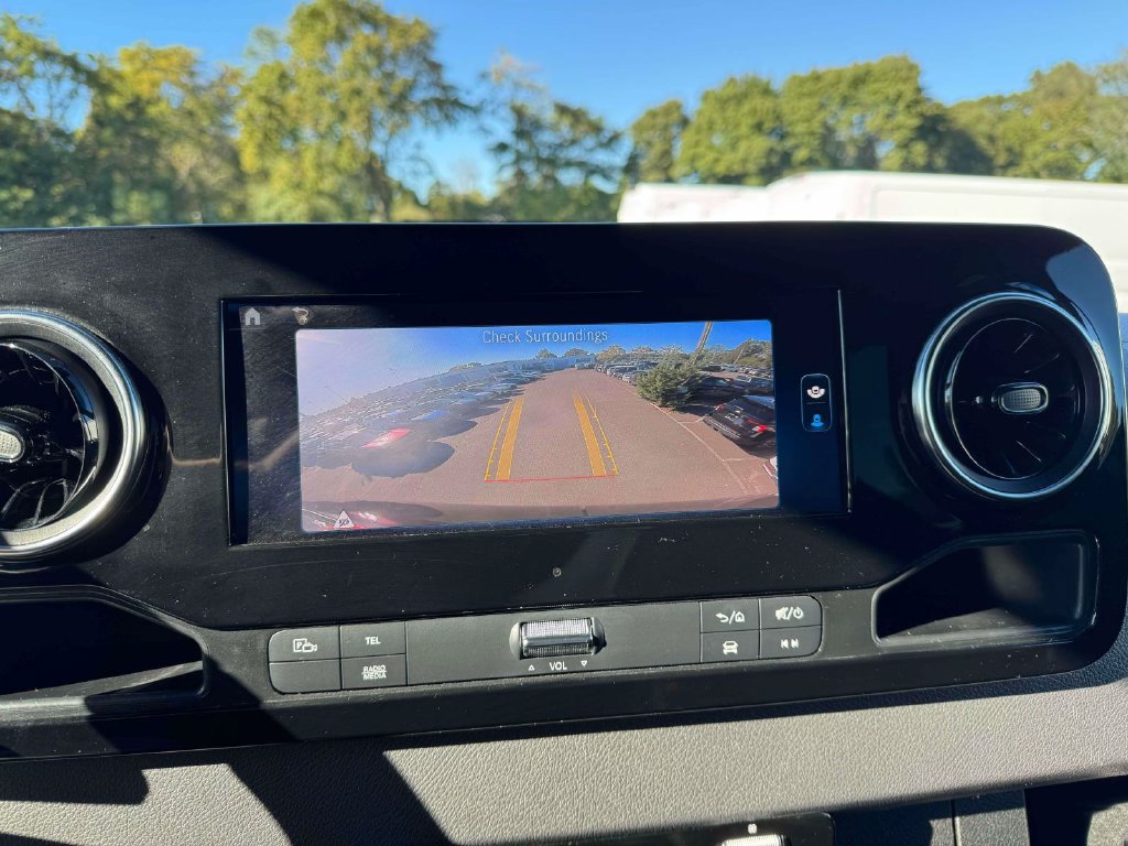 Used 2025 Mercedes-Benz Sprinter 2500 image 29