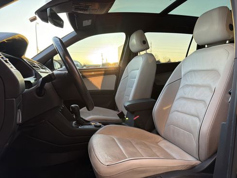 Used 2021 Volkswagen Tiguan SEL Premium R-Line w/ 3rd Row Seat Package image 3