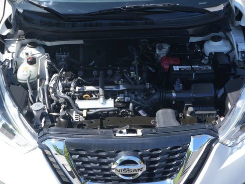 Used 2020 Nissan Kicks S FWD image 21