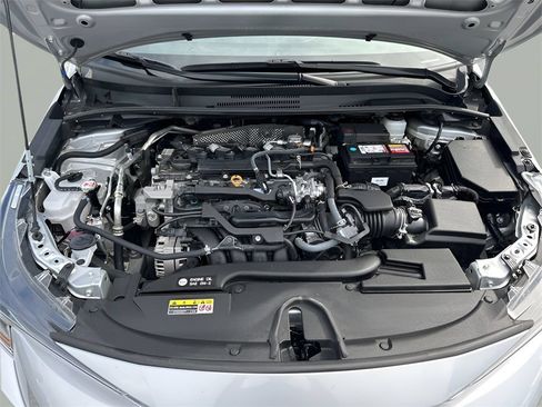 Used 2024 Toyota Corolla LE FWD image 29