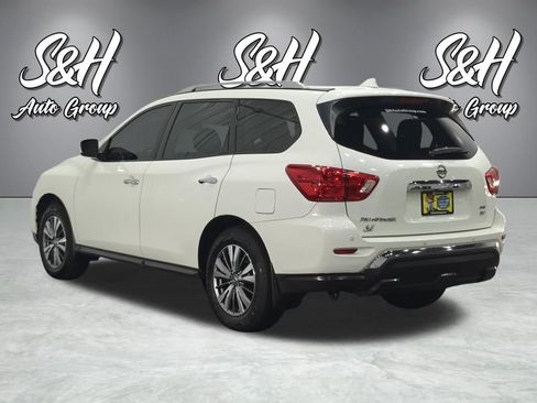 Used 2019 Nissan Pathfinder SV AWD/4WD image 17