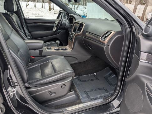 Used 2015 Jeep Grand Cherokee Overland AWD/4WD image 17
