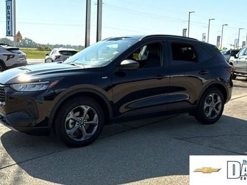 Used 2025 Ford Escape ST-Line FWD image 3