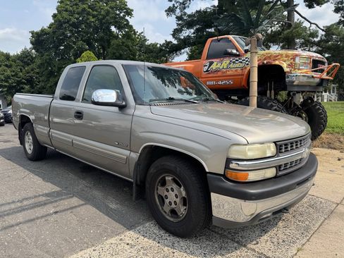 Used 1999 Chevrolet Silverado 1500 LS RWD image 2