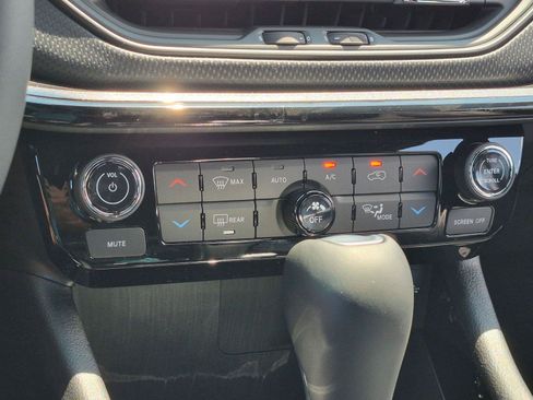 New 2026 Jeep Compass Latitude AWD/4WD image 9