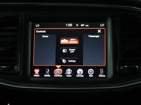 Used 2016 Dodge Challenger R/T w/ Driver Convenience Group RWD image 19
