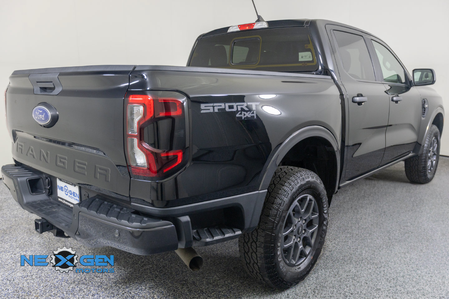 Used 2024 Ford Ranger XLT w/ Equipment Group 301A High AWD/4WD image 36