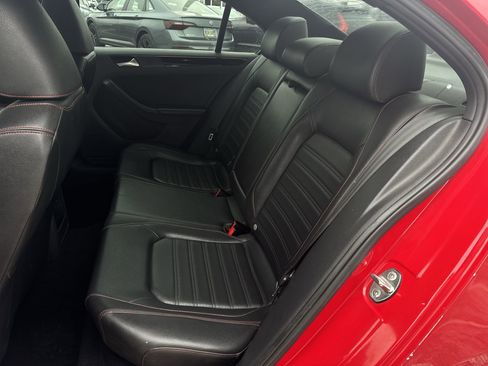 Used 2016 Volkswagen Jetta GLI SEL image 26