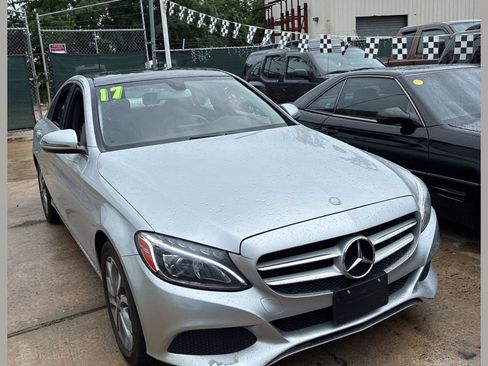 Used 2017 Mercedes-Benz C 300 4MATIC Sedan image 1