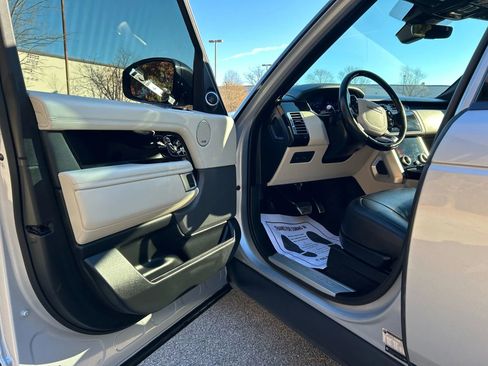 Used 2021 Land Rover Range Rover Westminster Edition image 20