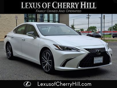 Used 2025 Lexus ES 350 w/ Premium Package