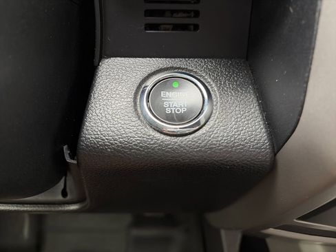Used 2020 Ford F150 Lariat RWD image 33