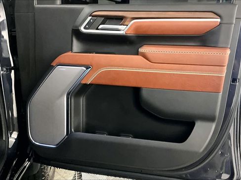 Certified 2024 GMC Sierra 2500 Denali Ultimate AWD/4WD image 22