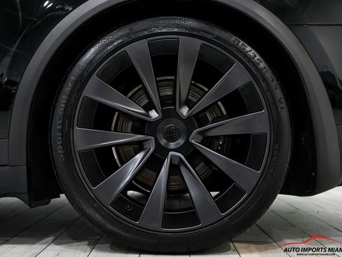 Used 2022 Tesla Model X Plaid image 87