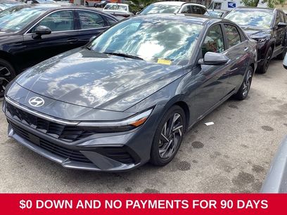 Used 2025 Hyundai Elantra Limited