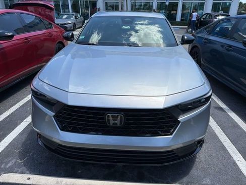 Used 2024 Honda Accord Sport image 2