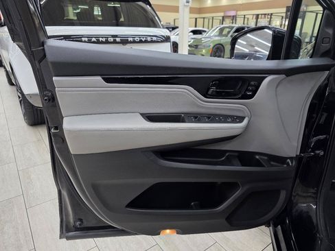 Used 2018 Honda Odyssey Elite image 39