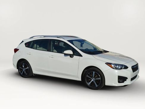 Used 2019 Subaru Impreza 2.0i Premium image 7