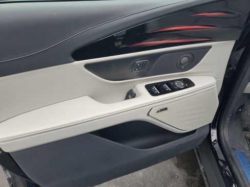 New 2026 Lincoln Nautilus Reserve w/ Jet Appearance Package image 8