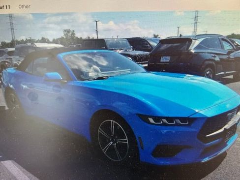 Used 2024 Ford Mustang Premium RWD image 11