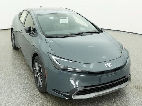 New 2026 Toyota Prius XLE FWD image 14