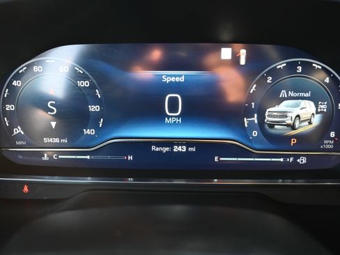 Used 2022 Chevrolet Tahoe Z71 w/ Luxury Package image 22